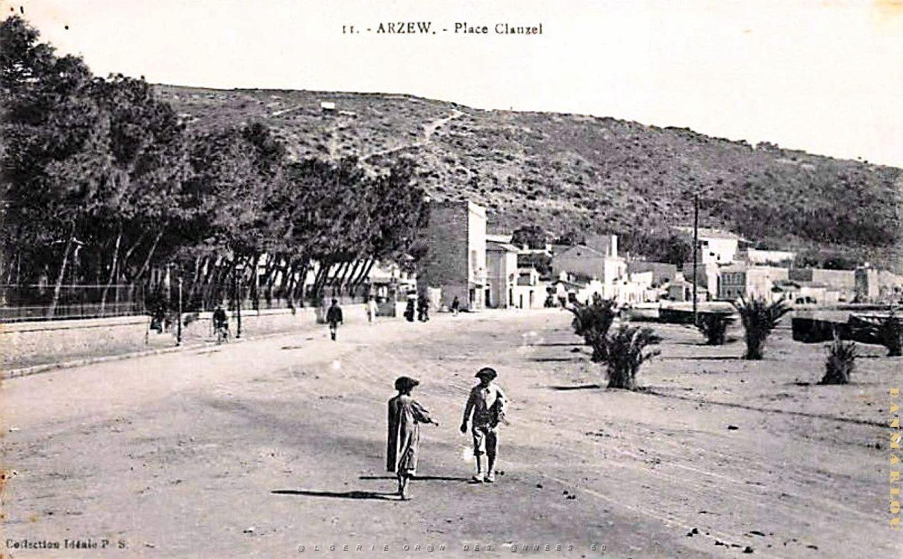 Arzew - Place Clauzel.jpg